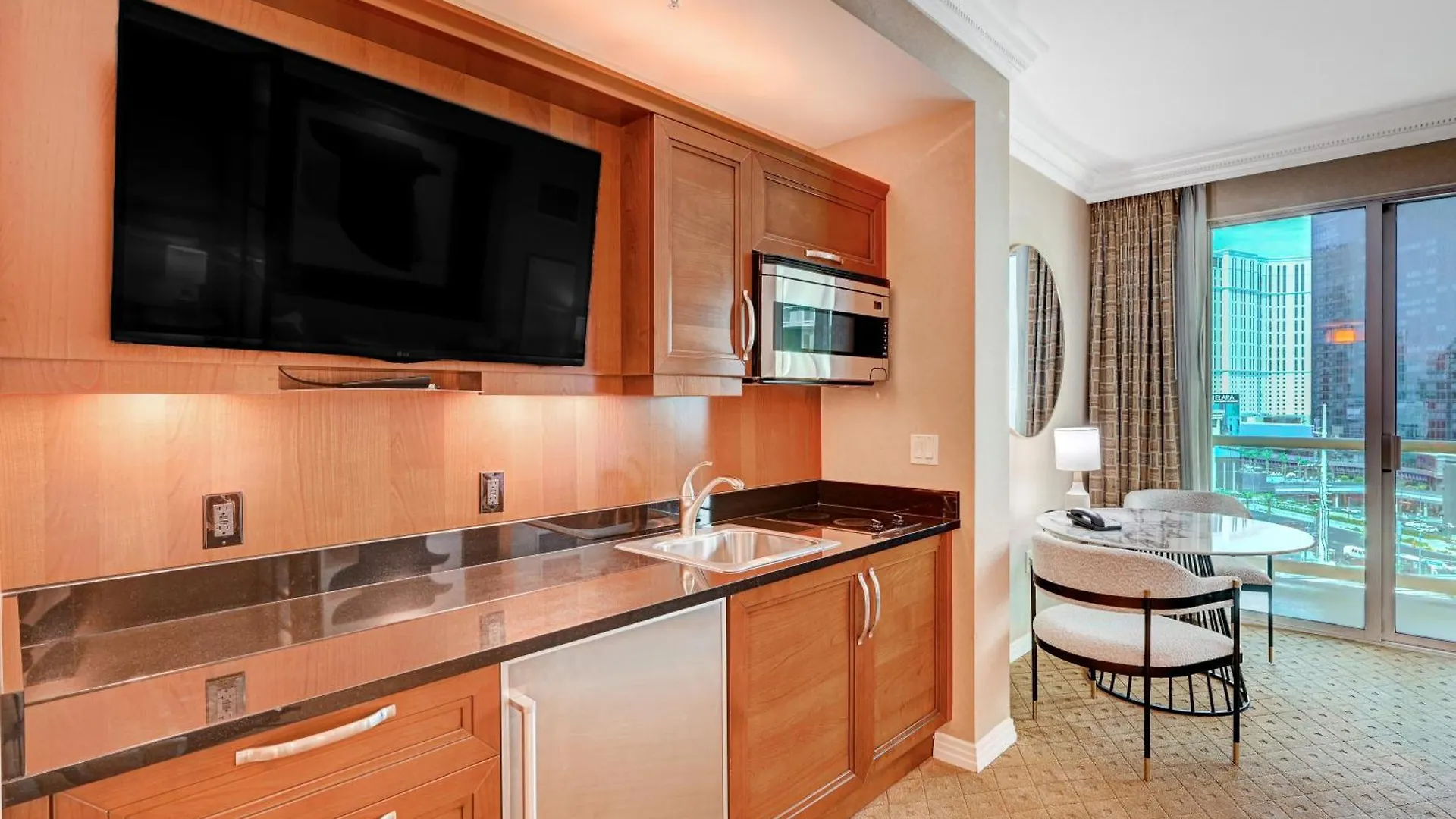 Aparthotel Amethyst Suite II Balcony Strip View Mgm Signature Las Vegas USA